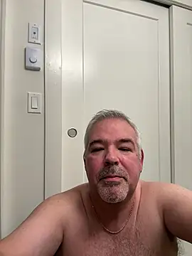 Snapshot of aarosteev2 chatting on 12/18/24, 06:03 aarosteev2 online show from 12/18/24, 06:03