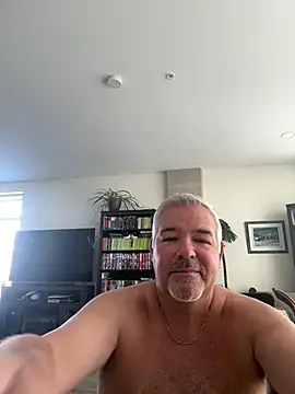 Snapshot of aarosteev2 chatting on 02/24/25, 02:04 aarosteev2 online show from 02/24/25, 02:04