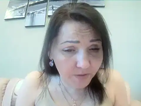 ClaireSunset online show from 05/27/26, 05:32