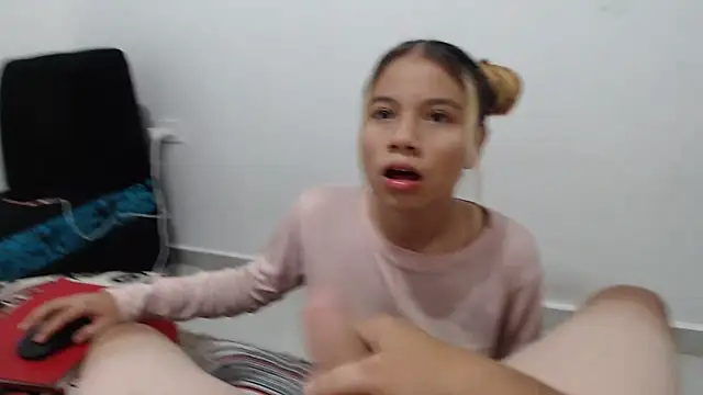 Naomi991 online show from 02/25/25, 09:46