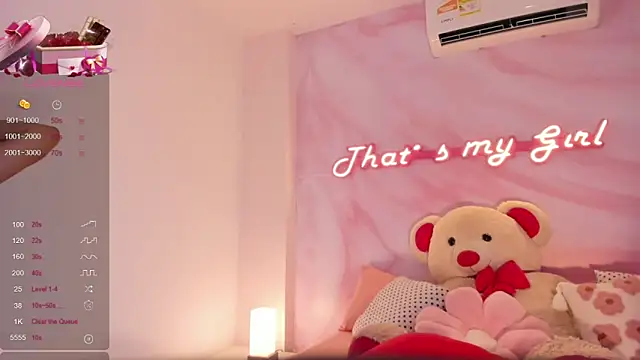 Snapshot of Belliinda_21 chatting on 03/02/25, 12:53 Belliinda 21 online show from 03/02/25, 12:53