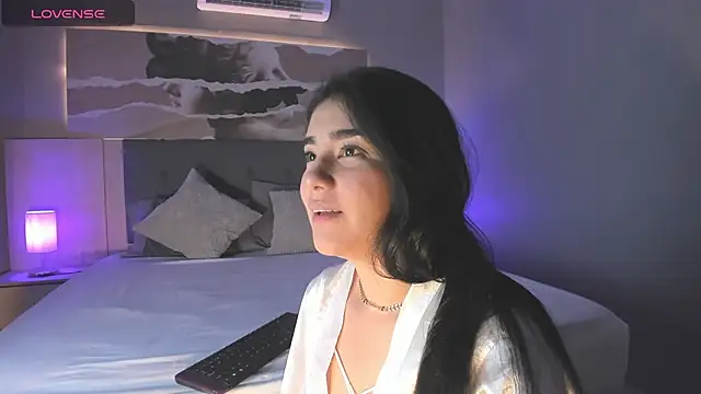 Snapshot of Belliinda_21 chatting on 03/02/25, 07:02 Belliinda 21 online show from 03/02/25, 07:02