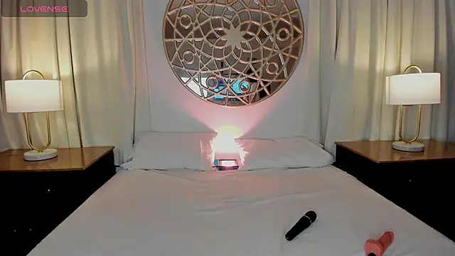 Snapshot of Belliinda_21 chatting on 09/29/25, 06:46 Belliinda 21 online show from 09/29/25, 06:46