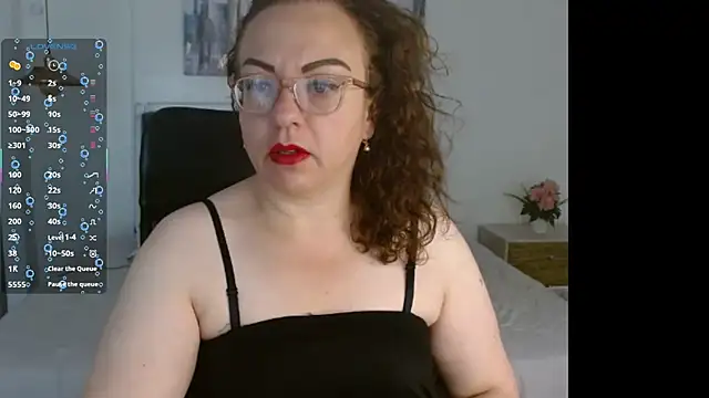 Tania Goddess  online show from 09/17/25, 02:08