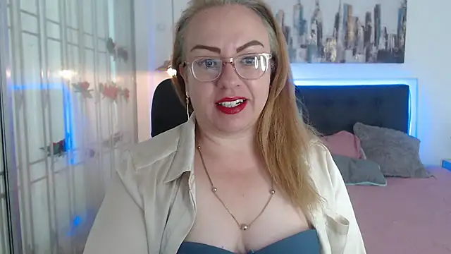 Tania Goddess  online show from 10/12/25, 01:32
