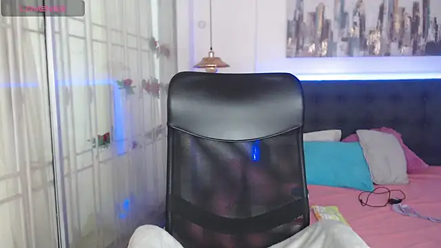 Tania Goddess  online show from 10/19/25, 01:45