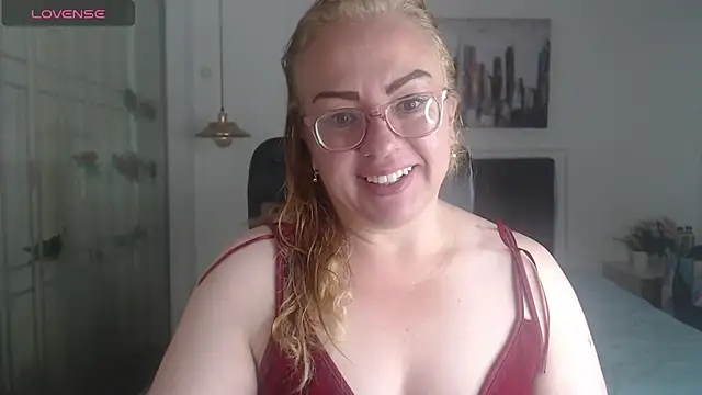 Tania Goddess  online show from 10/24/25, 02:35