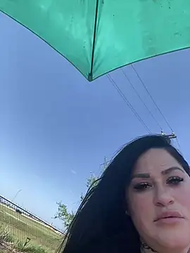 Snapshot of TexasTattooedHouseWife chatting on 03/18/25, 07:20 TexasTattooedHouseWife online show from 03/18/25, 07:20