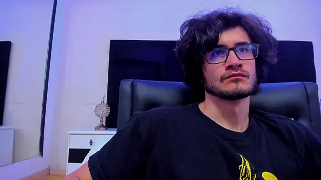 Loggan donnelly online show from 01/23/25, 11:15