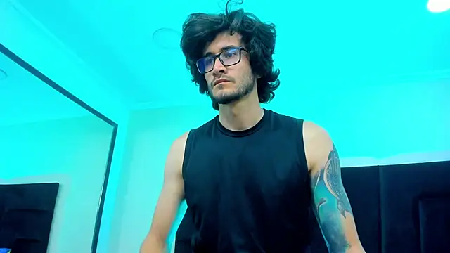 Loggan donnelly online show from 01/31/25, 09:05