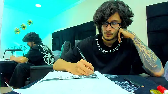 Loggan donnelly online show from 02/12/25, 09:33