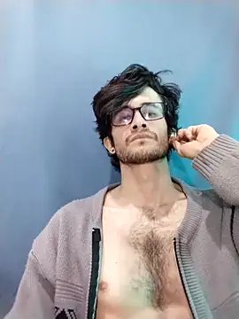 Loggan donnelly online show from 04/12/26, 03:44