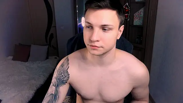 handsome guy01 online show from 12/17/24, 04:56