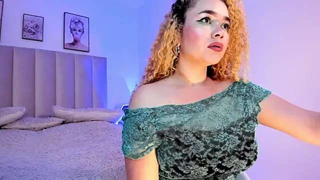 Snapshot of Sasha_belova chatting on 03/17/25, 04:22 Sasha belova online show from 03/17/25, 04:22