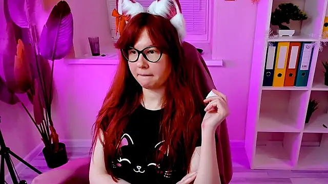 CarolGiggly online show from 12/13/25, 11:32