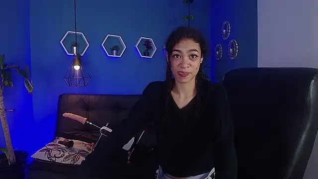 Snapshot of Aurora_ath chatting on 12/16/25, 09:14 Aurora ath online show from 12/16/25, 09:14