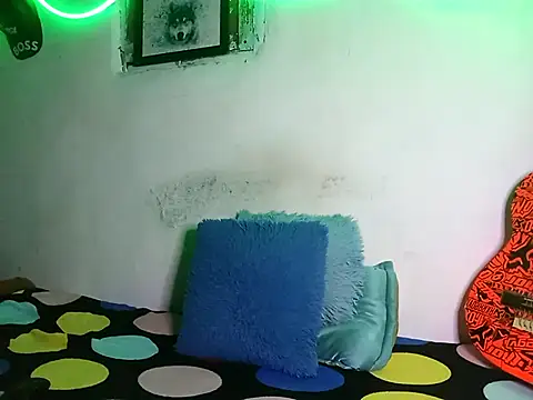 Snapshot of 628-andrew chatting on 10/27/25, 01:59 628-andrew online show from 10/27/25, 01:59