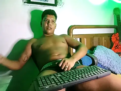 Snapshot of 628-andrew chatting on 11/05/25, 12:54 628-andrew online show from 11/05/25, 12:54