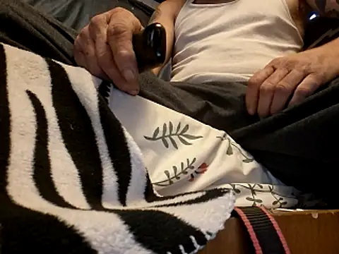 Cantufamily1979 online show from 01/16/26, 08:13