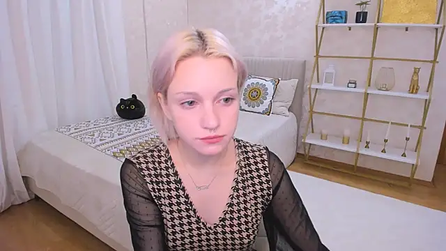 VelvetVixen155 online show from 12/11/24, 04:18