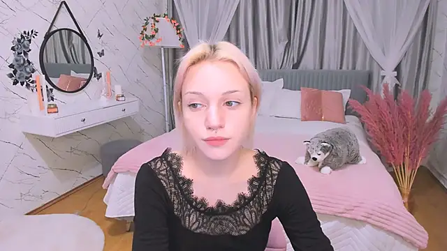 VelvetVixen155 online show from 12/12/24, 03:10