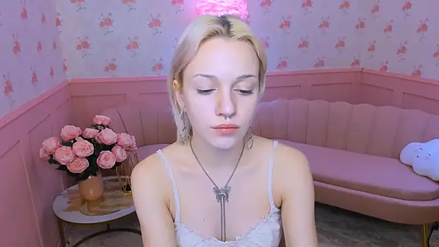 VelvetVixen155 online show from 12/13/24, 03:16