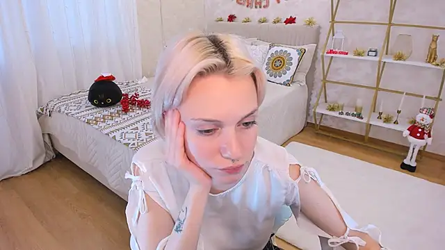 VelvetVixen155 online show from 12/23/24, 07:38