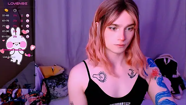 Alice Hells online show from 03/25/26, 05:30