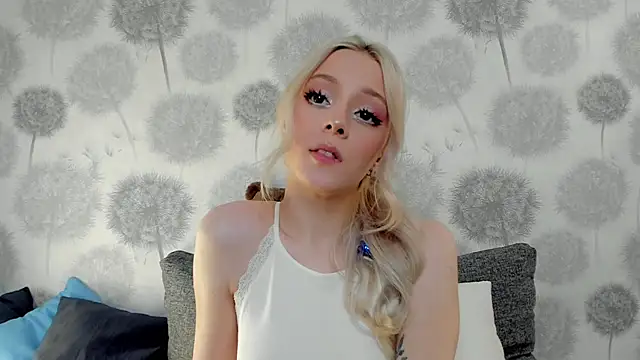 Snapshot of EngelFugler chatting on 01/16/25, 11:37 EngelFugler online show from 01/16/25, 11:37