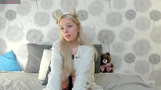 Snapshot of EngelFugler chatting on 01/30/25, 01:53 EngelFugler online show from 01/30/25, 01:53