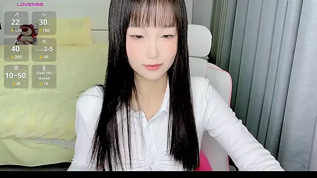 Snapshot of -Wendy__ chatting on 01/18/25, 03:20 -Wendy   online show from 01/18/25, 03:20