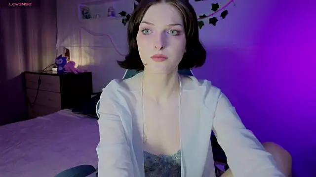 Sweet Paradox online show from 09/17/25, 10:55