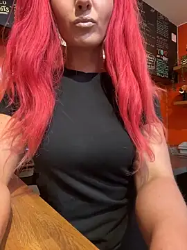 Snapshot of SweetSolez chatting on 03/13/25, 11:30 SweetSolez online show from 03/13/25, 11:30