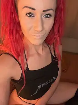 Snapshot of SweetSolez chatting on 09/22/25, 09:39 SweetSolez online show from 09/22/25, 09:39