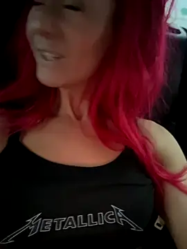 Snapshot of SweetSolez chatting on 11/08/25, 03:56 SweetSolez online show from 11/08/25, 03:56