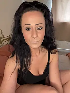 SweetSolez online show from 04/15/26, 12:45