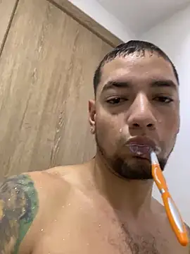 Snapshot of MrSoulMommy chatting on 12/01/24, 06:19 MrSoulMommy online show from 12/01/24, 06:19