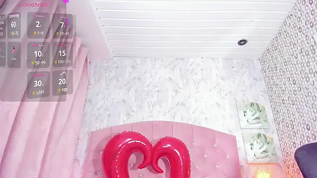 Snapshot of blaiine_colfer chatting on 02/11/25, 09:42 blaiine colfer online show from 02/11/25, 09:42