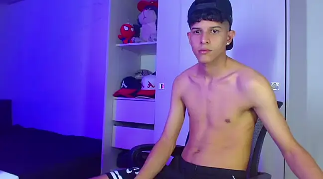 LiamGadiell online show from 02/17/25, 02:53