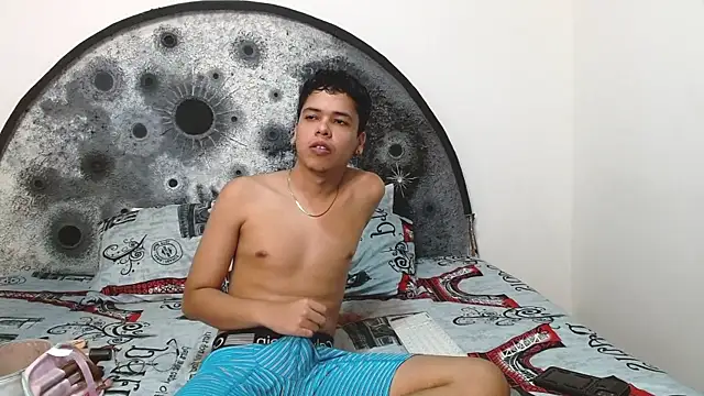 Snapshot of Gary-and-kathy chatting on 03/07/25, 07:05 Gary-and-kathy online show from 03/07/25, 07:05