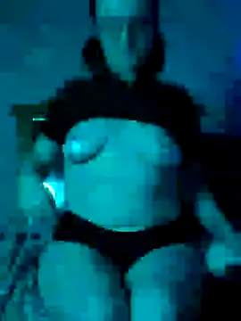 Snapshot of angel_star420864 chatting on 03/13/25, 03:11 angel star420864 online show from 03/13/25, 03:11