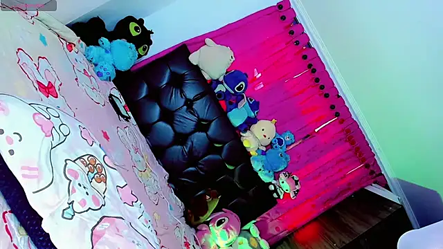 Thalia girl21 online show from 02/09/26, 08:24