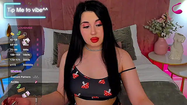 Mayzzie online show from 10/19/25, 07:47