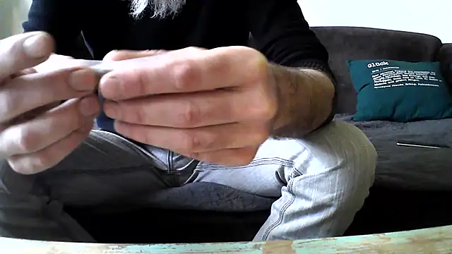 Snapshot of Kingsscepter chatting on 01/21/25, 10:08 Kingsscepter online show from 01/21/25, 10:08