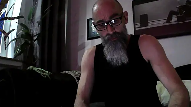 Snapshot of Kingsscepter chatting on 01/29/25, 04:52 Kingsscepter online show from 01/29/25, 04:52