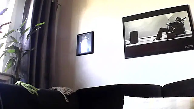 Snapshot of Kingsscepter chatting on 02/01/25, 12:37 Kingsscepter online show from 02/01/25, 12:37