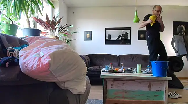 Snapshot of Kingsscepter chatting on 02/08/25, 02:49 Kingsscepter online show from 02/08/25, 02:49