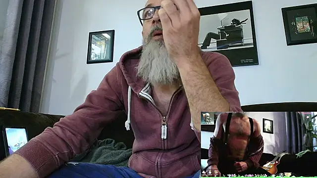 Snapshot of Kingsscepter chatting on 09/09/25, 08:03 Kingsscepter online show from 09/09/25, 08:03