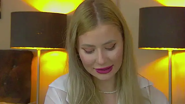 MisshaNight online show from 05/30/26, 04:09