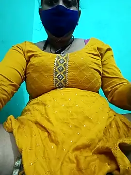 hotty manisha online show from 10/09/25, 10:35